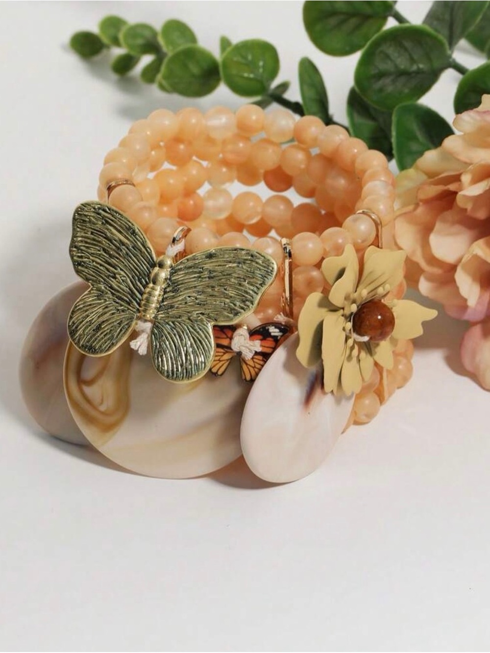 Gold Butterfly & Cream Shell Charm Stretch Bracelet
